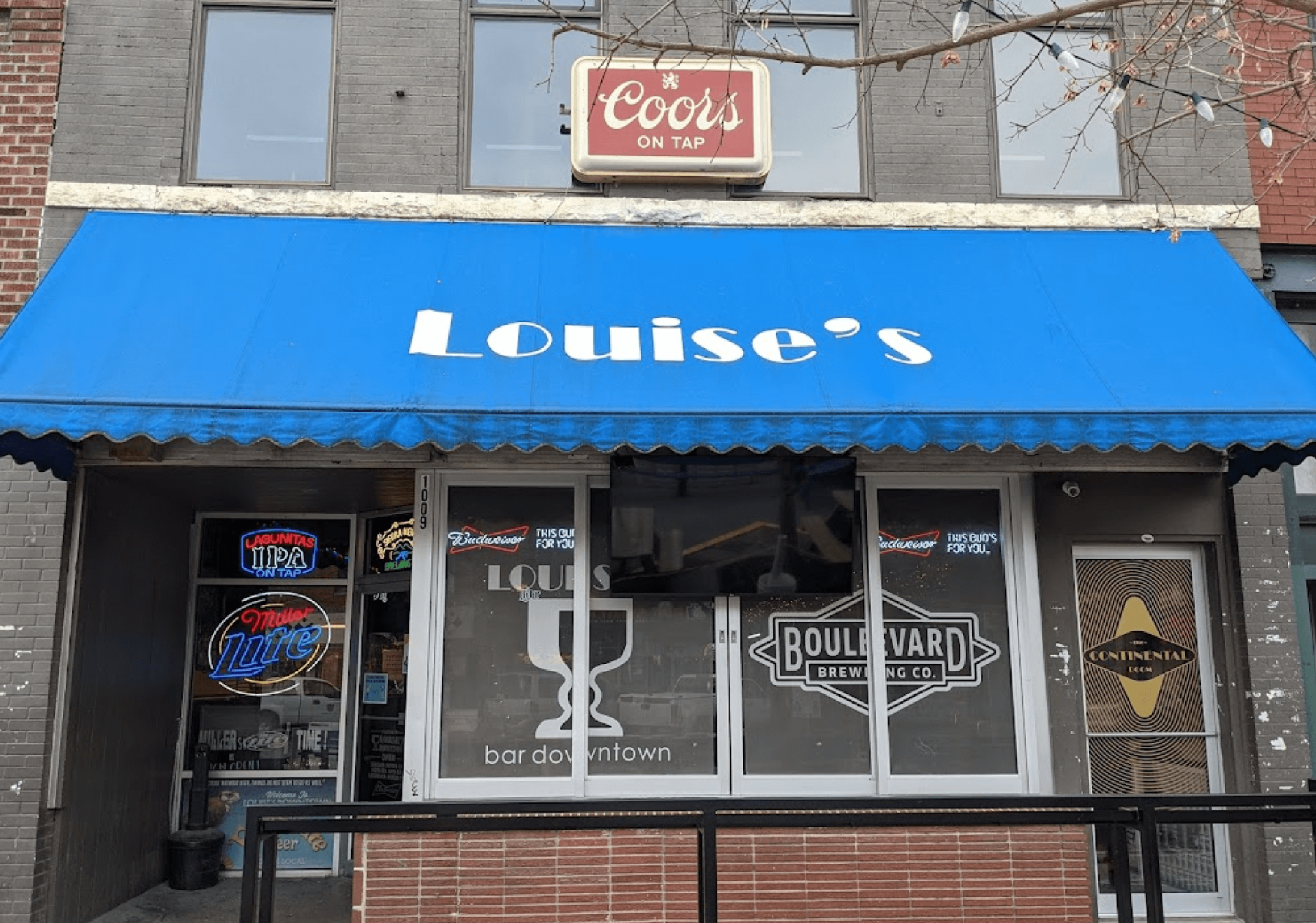 Louise's Bar Downtown — the best bar in Lawrence KS, located on Massachusetts Street since 1957